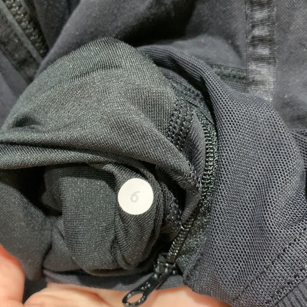 Lululemon jacket - Picture 5 of 5